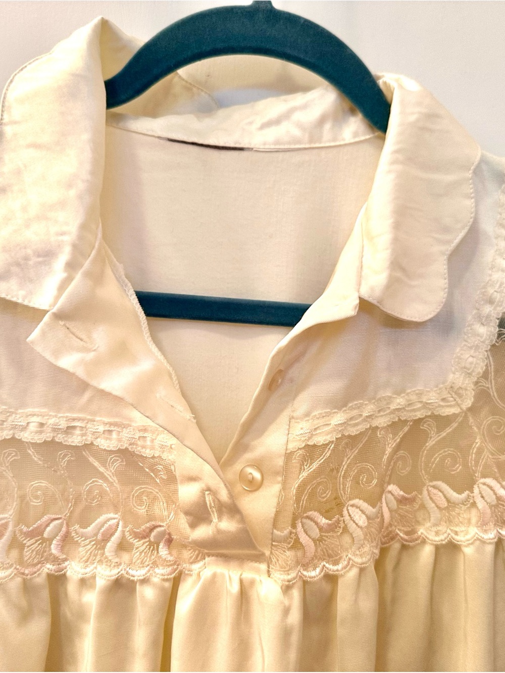Vanity Fair Cream Lace-Trim Nightgown